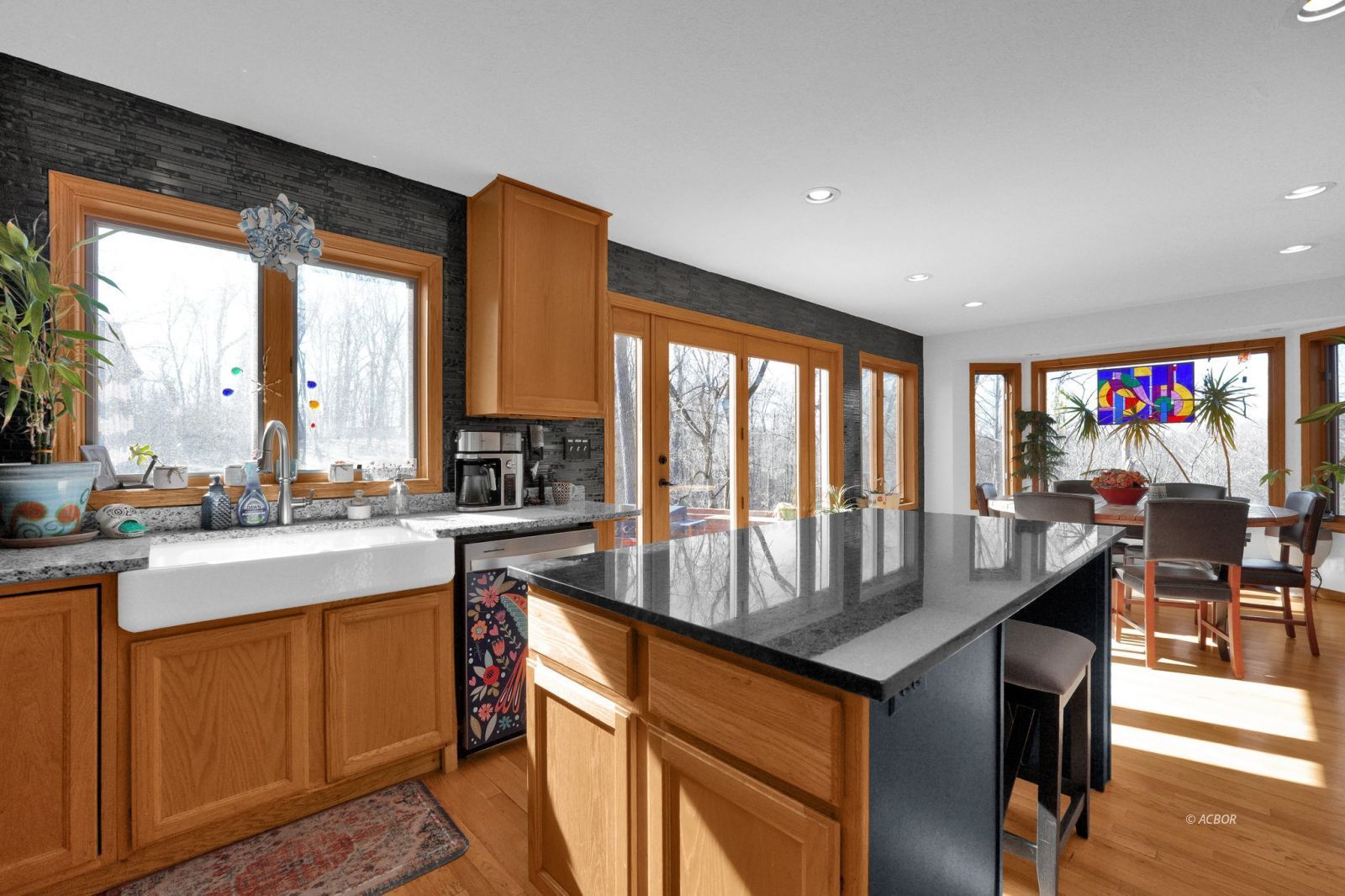 11425 Peach Ridge Rd Property Photo 12