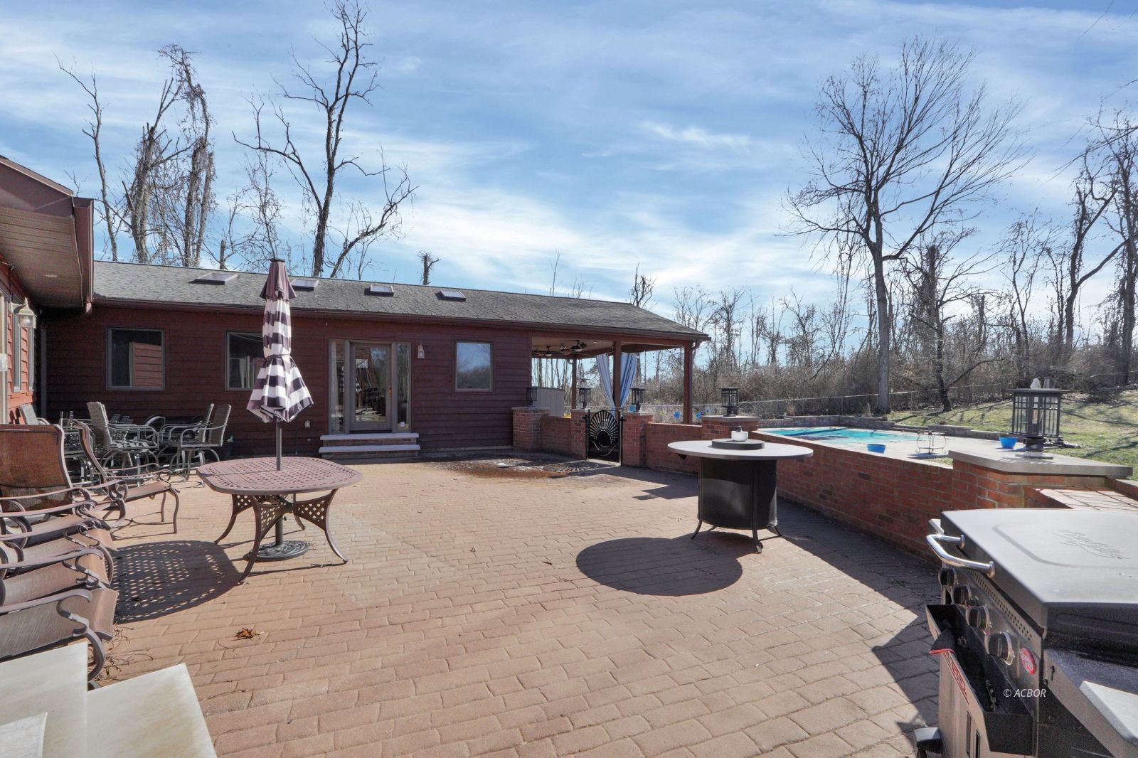 11425 Peach Ridge Rd Property Photo 57
