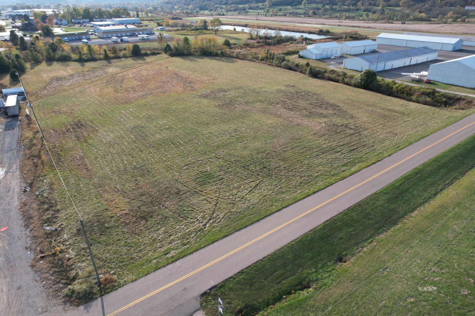 Airport Rd Property Photo 2