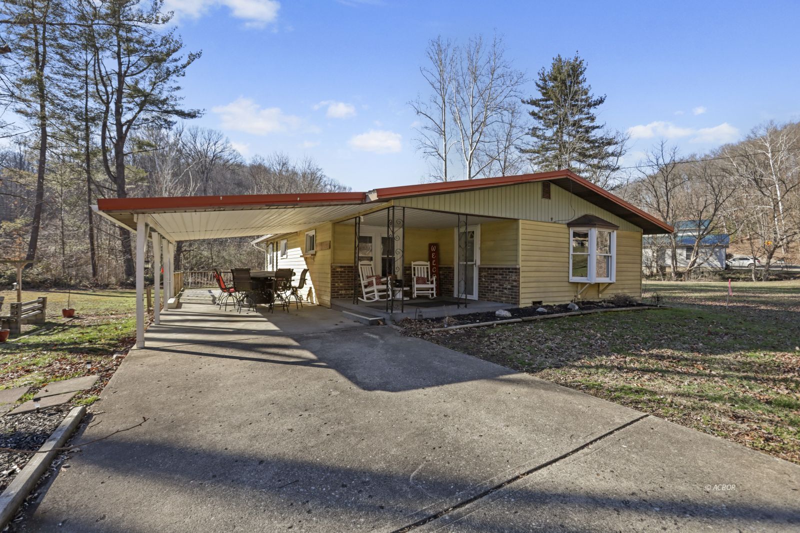 17801 Dorr Run Rd Property Photo 1