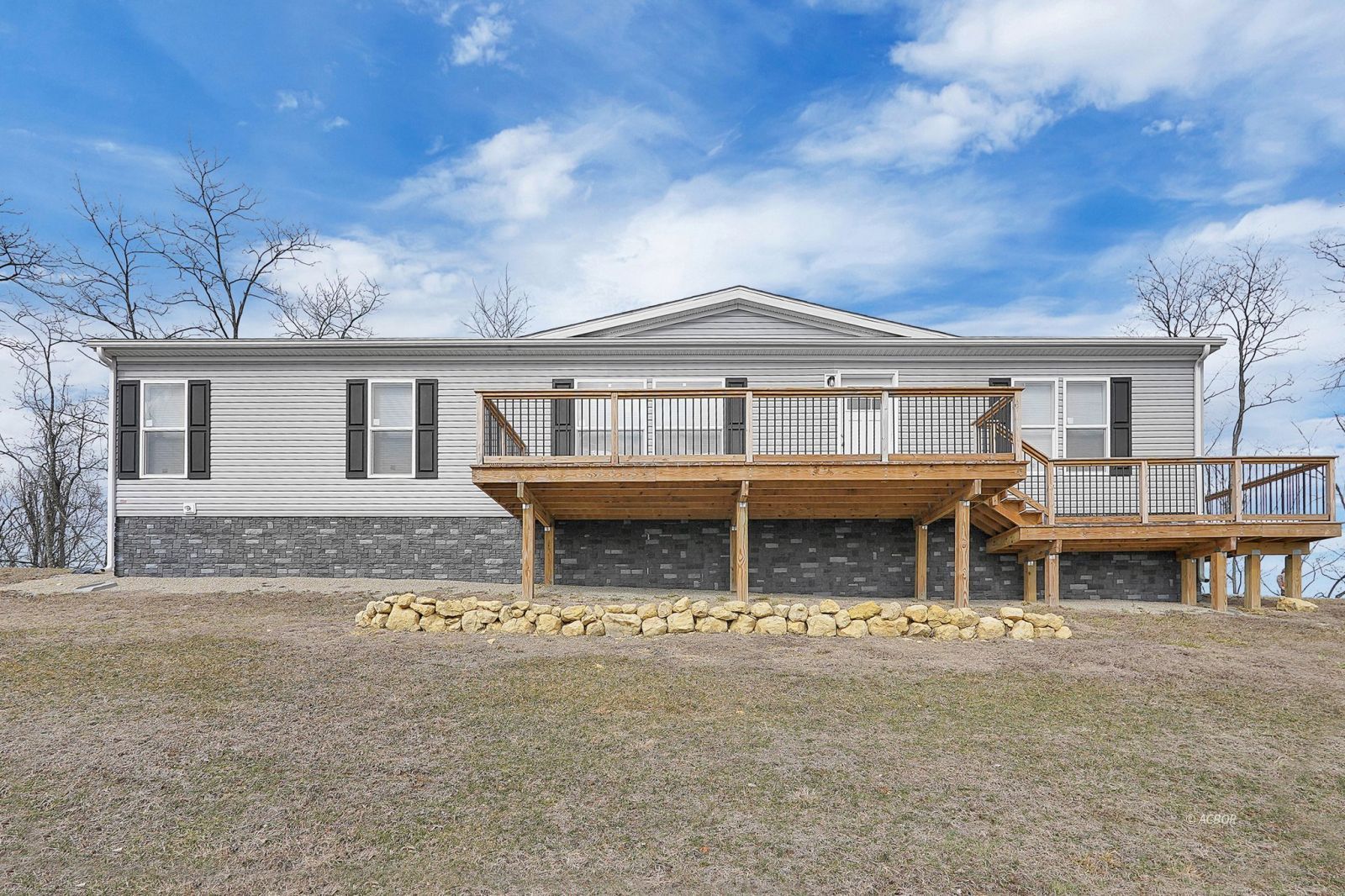 5964 Mountville Rd Property Photo 1