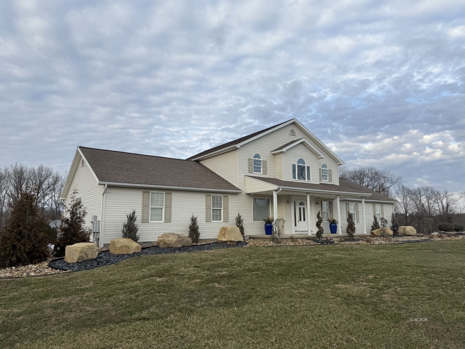 17 Pine Hill Rd Property Photo