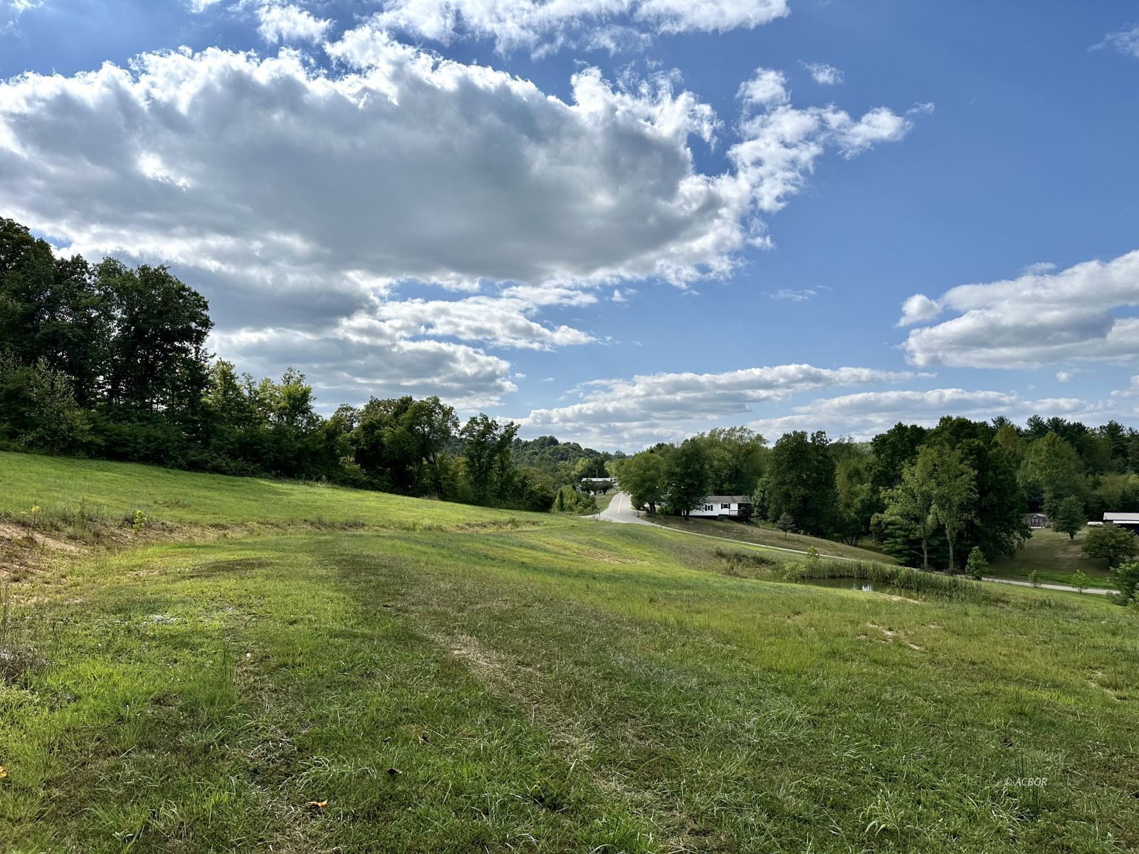 Neighborhood Rd. Property Photo 4