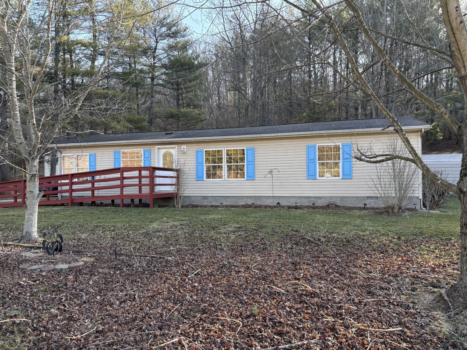 9408 State Route 682 Property Photo 1
