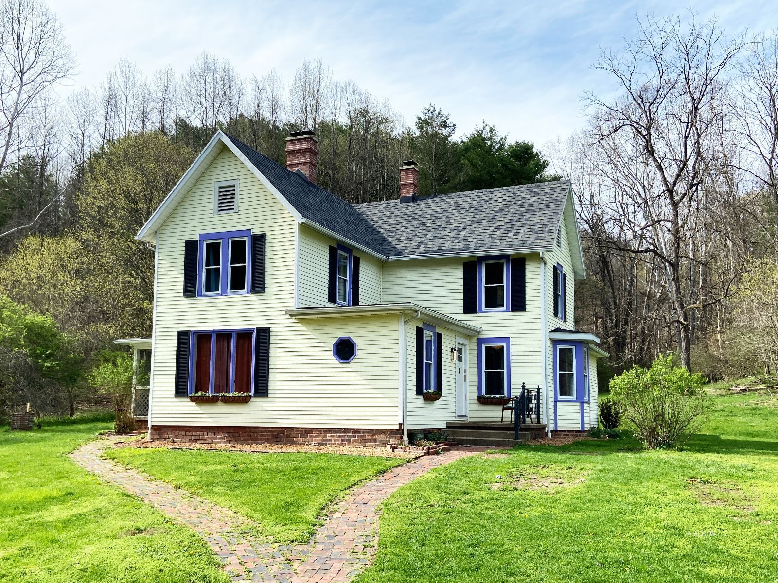11522 Strouds Run Rd Property Photo 1