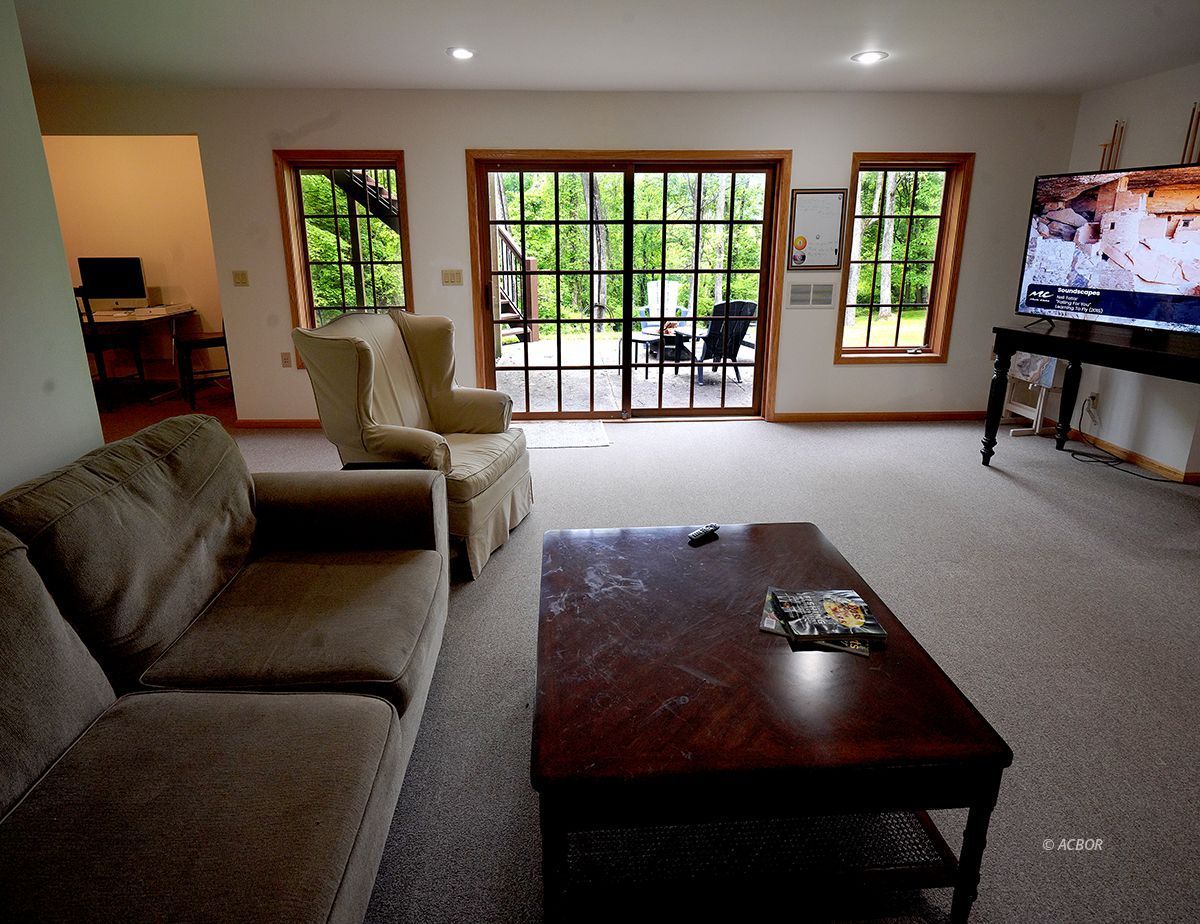 7255 Angel Ridge Rd Property Photo 41