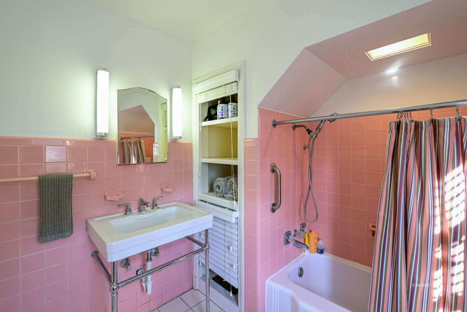 1 Northwood Dr Property Photo 27