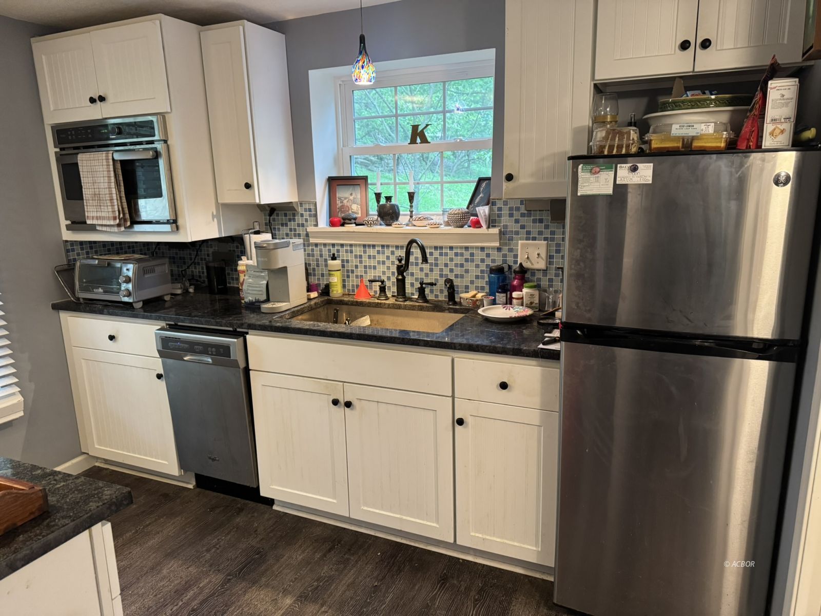 30 Hanlin Ave Property Photo 10