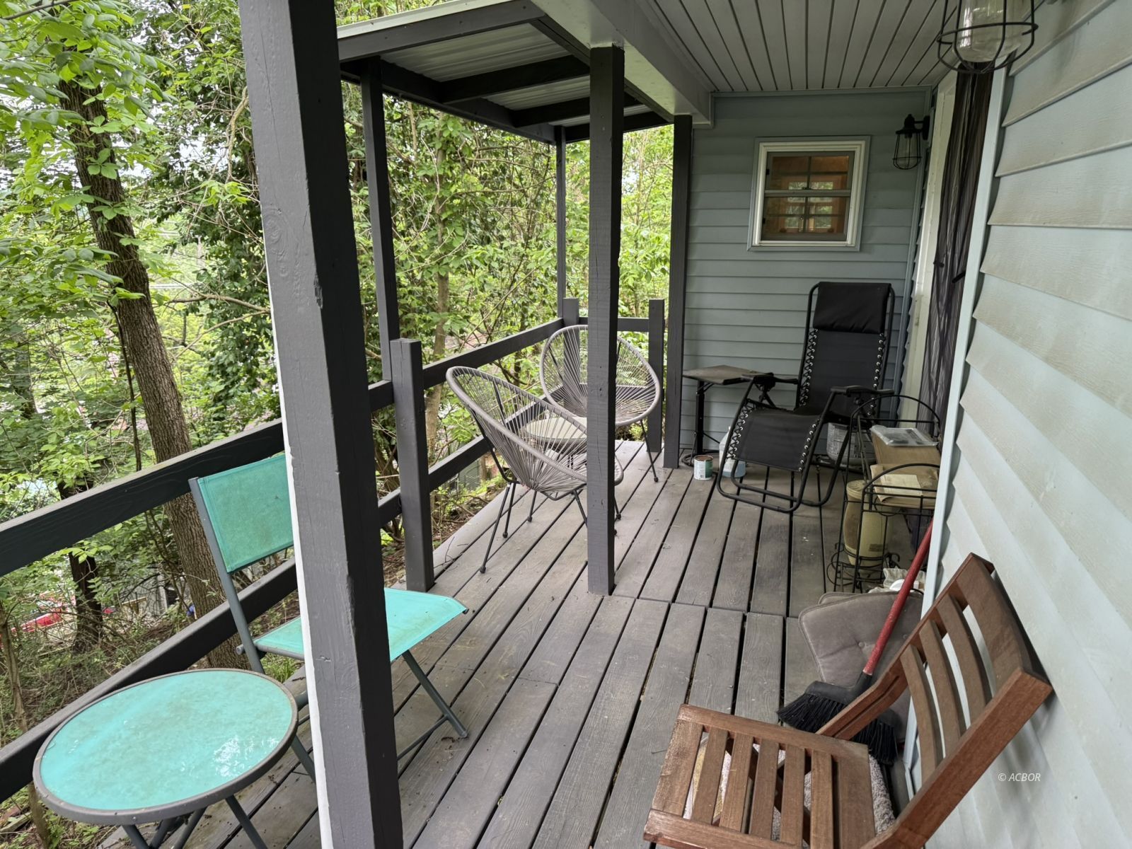 30 Hanlin Ave Property Photo 24