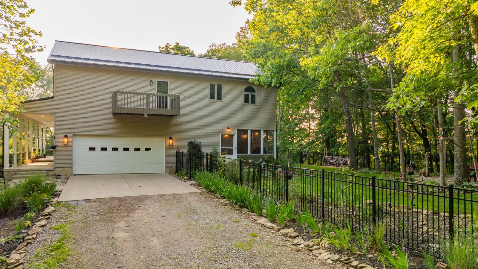 30 Farhills Dr Property Photo 63