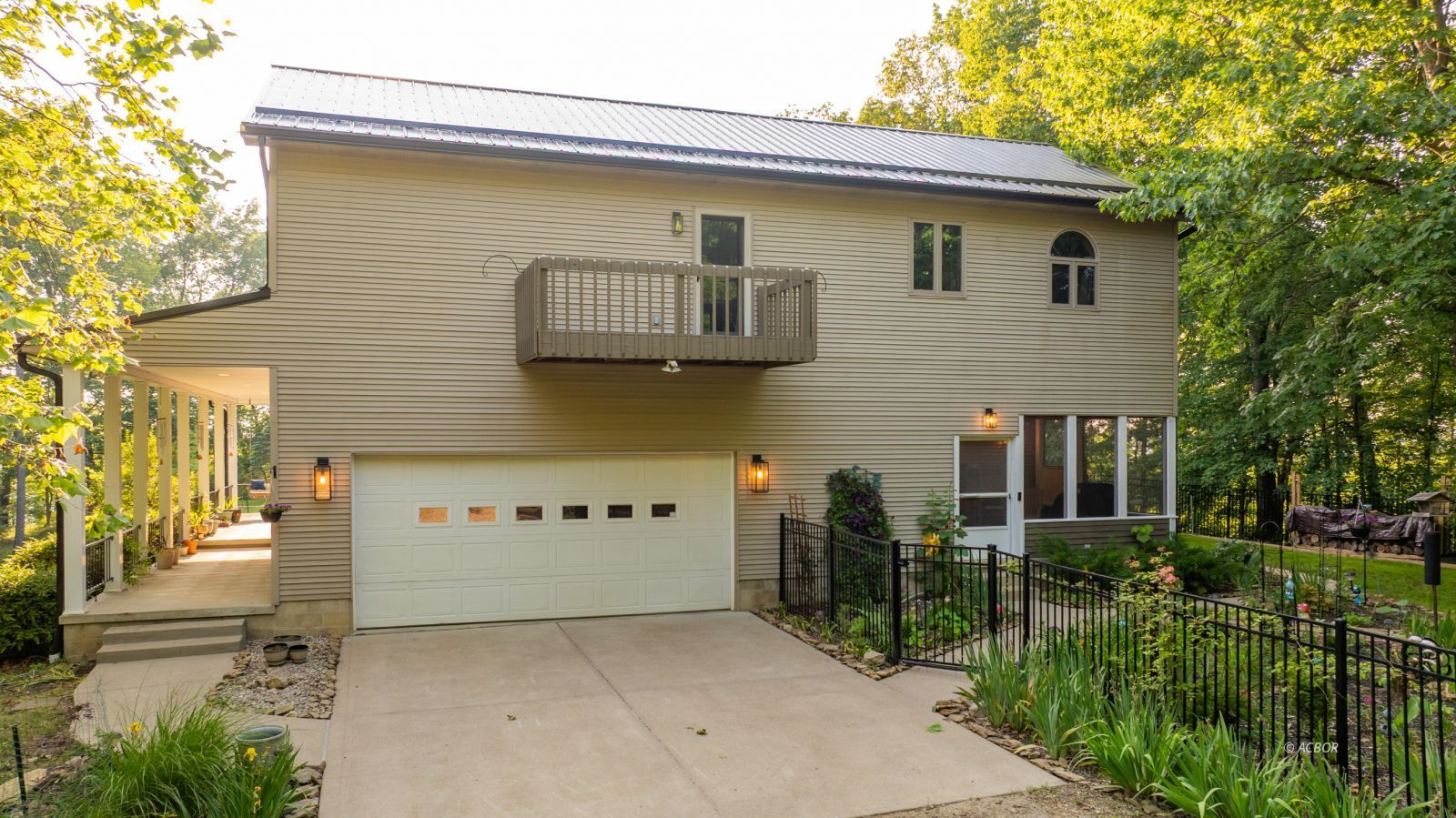 30 Farhills Dr Property Photo 64