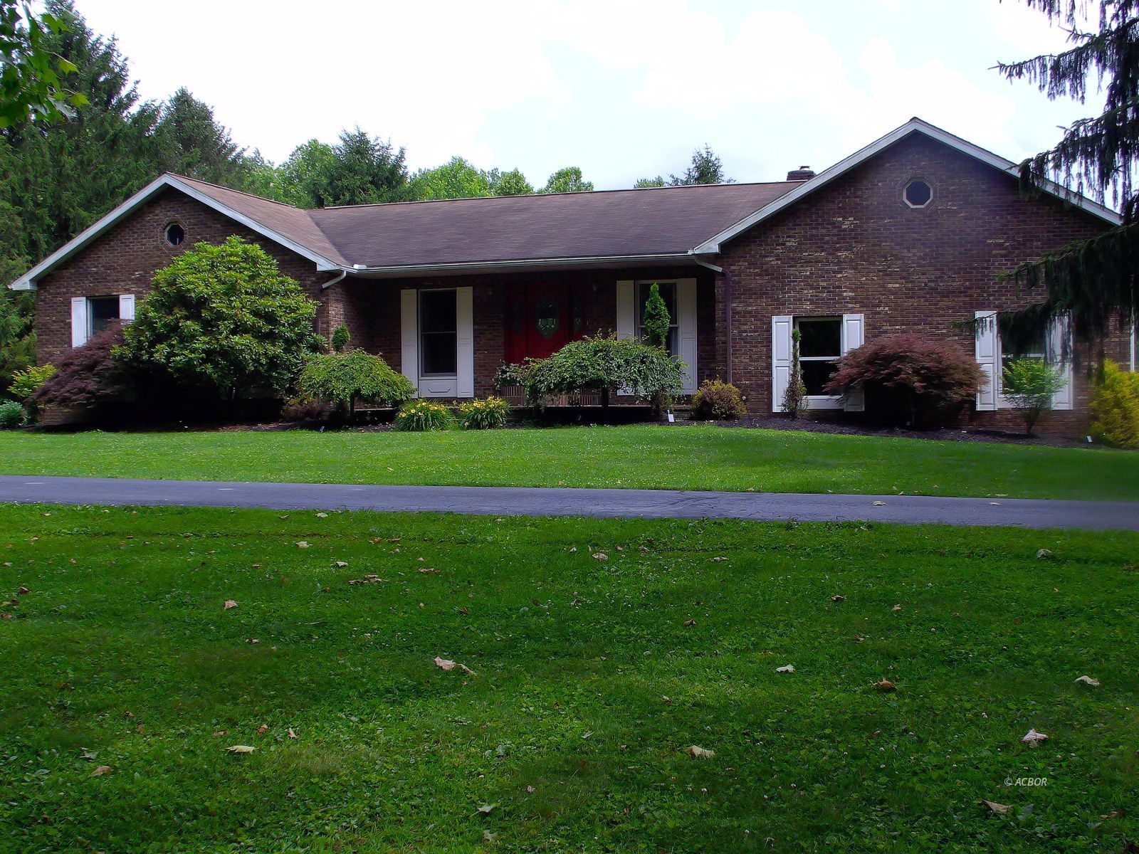 1110 Burr Oak Blvd Property Photo 1