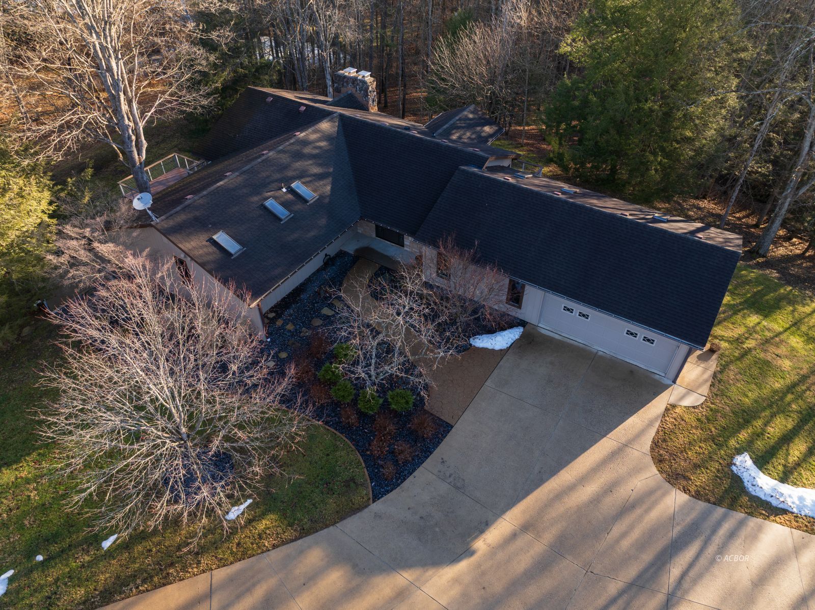 8488 Windfall Ridge Road Property Photo 44