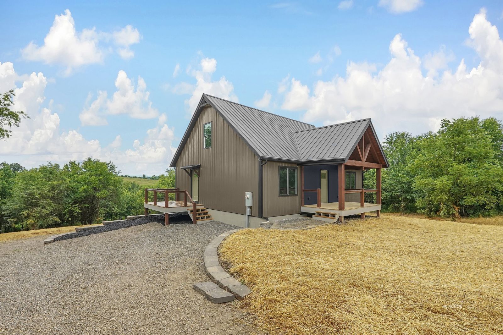 4826 Factory Rd Property Photo 1