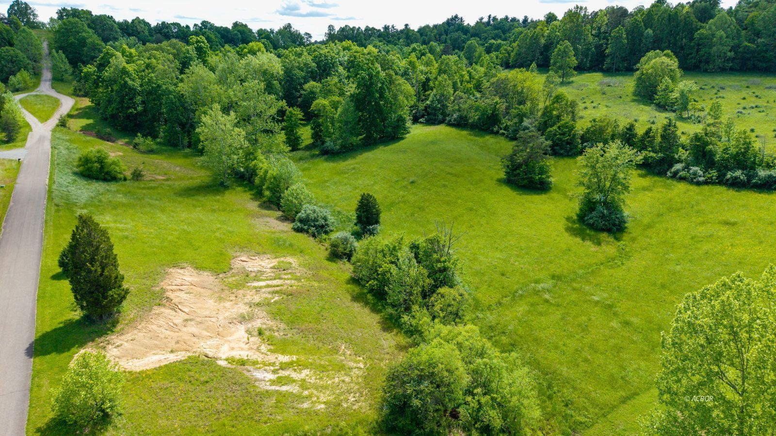 Brookview Drive Property Photo 1