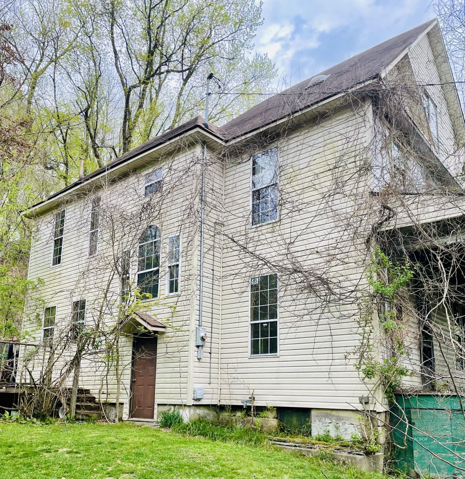 113 Wehe Property Photo 1