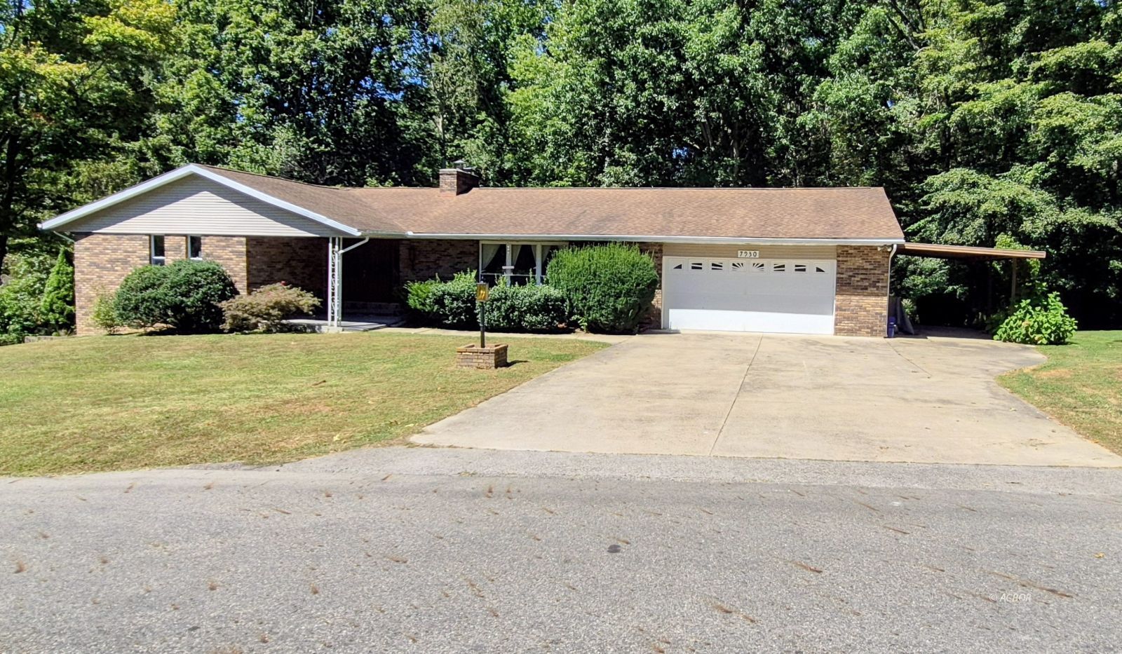 7930 Rolling Hills Dr Property Photo 1