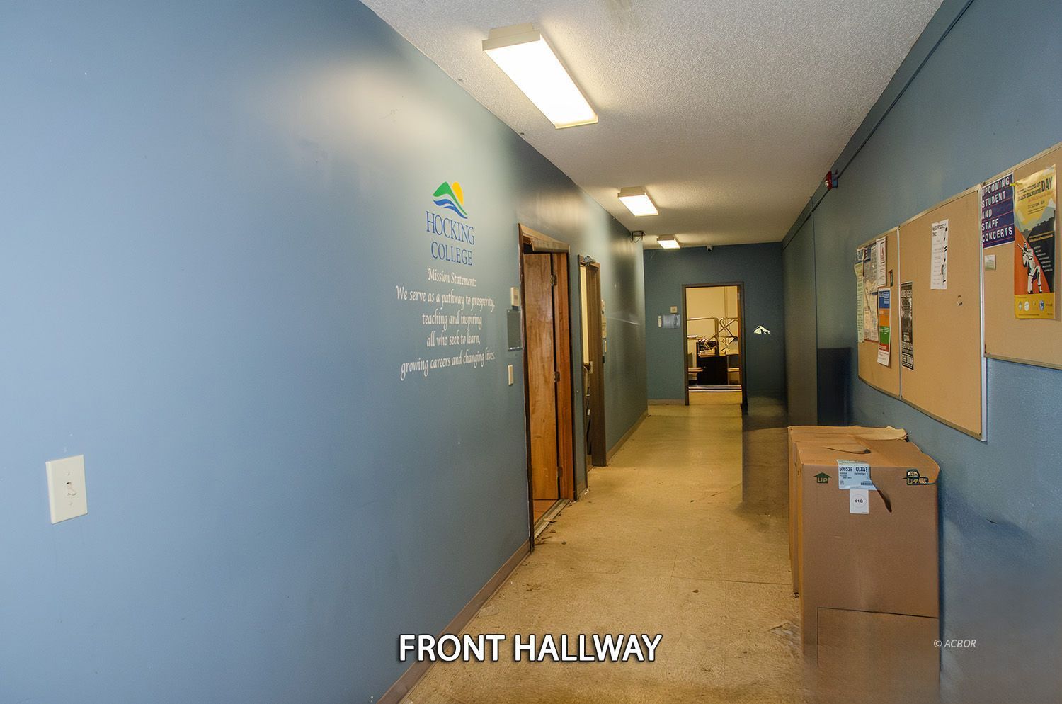 450 W Washington St Property Photo 2