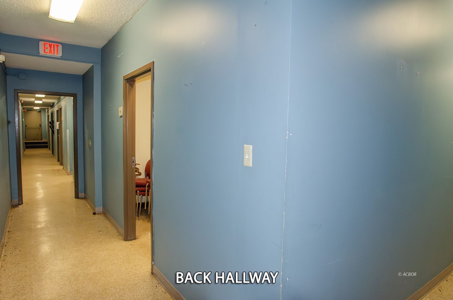 450 W Washington St Property Photo 11