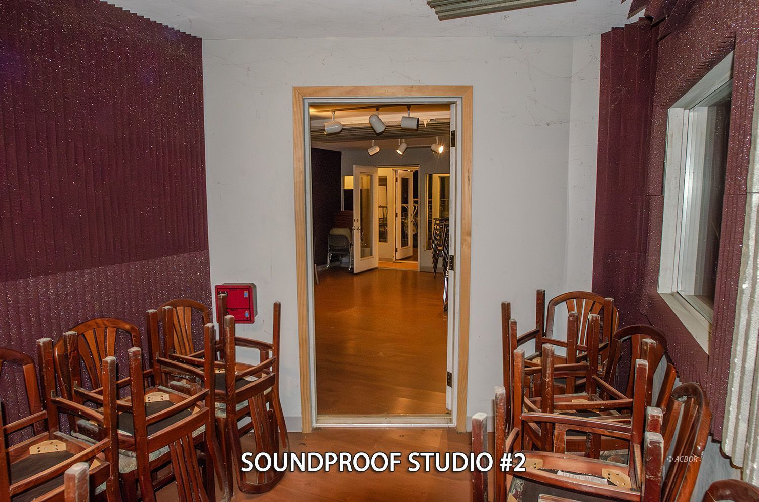 450 W Washington St Property Photo 13