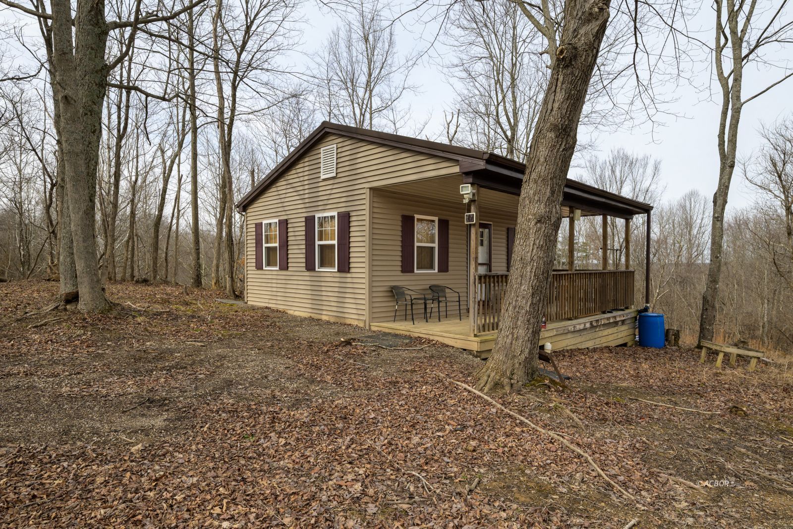 677 Dickens Rd Property Photo 1