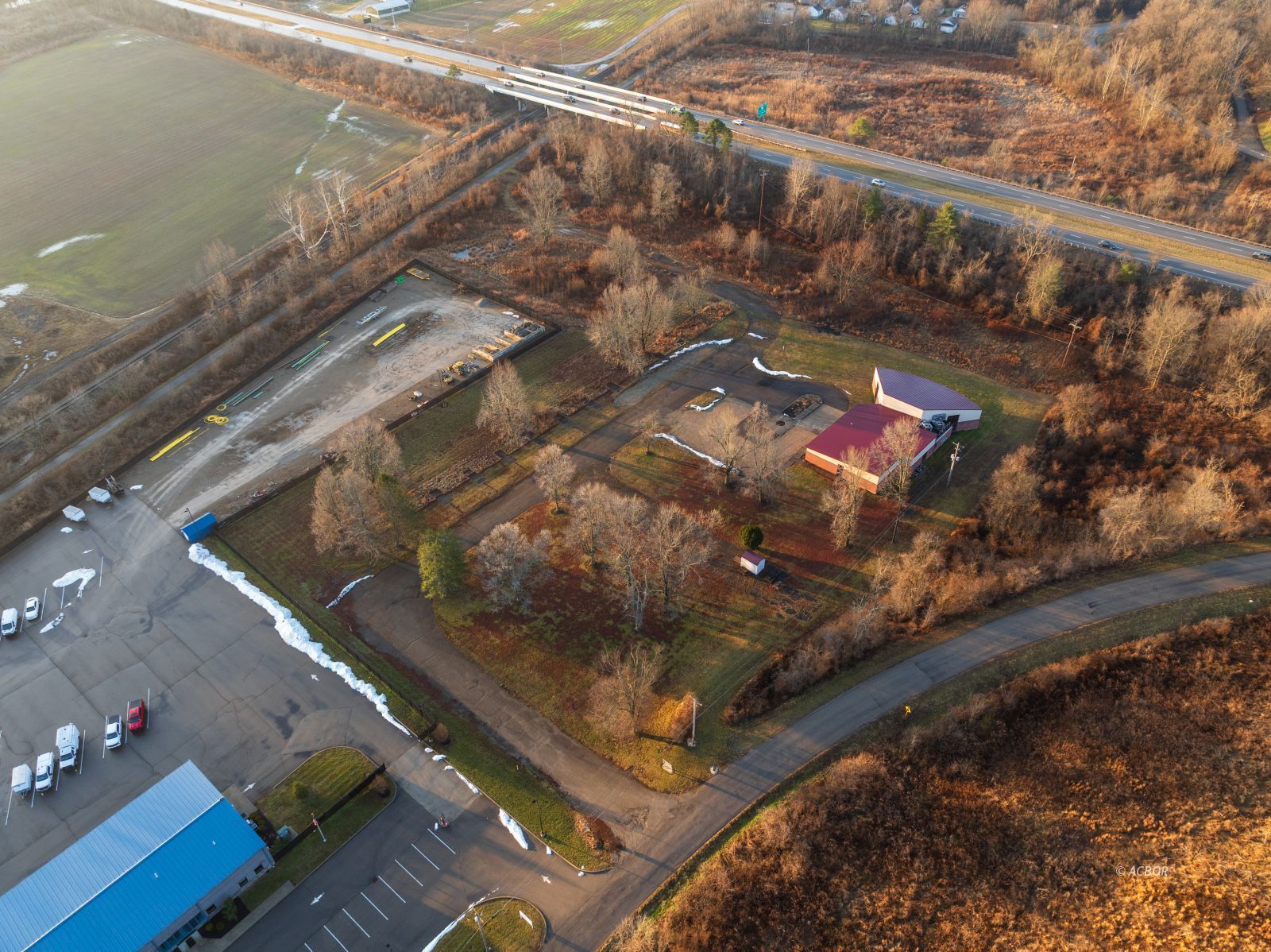 Upper River Rd Property Photo 3