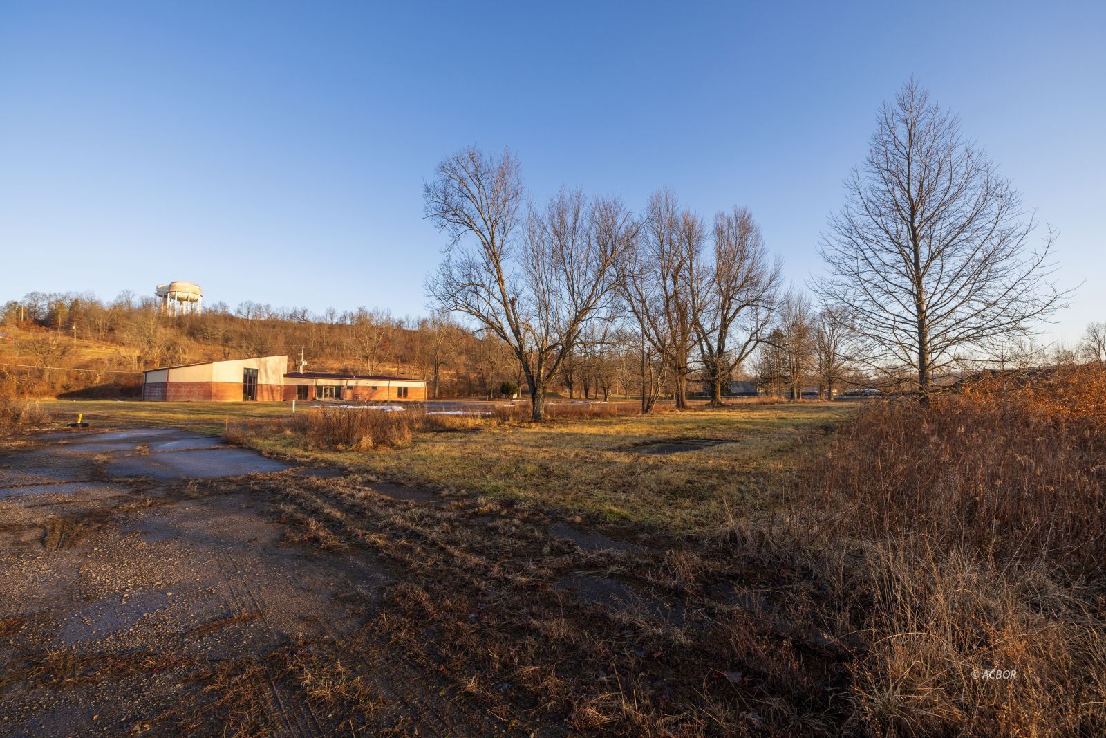 Upper River Rd Property Photo 21