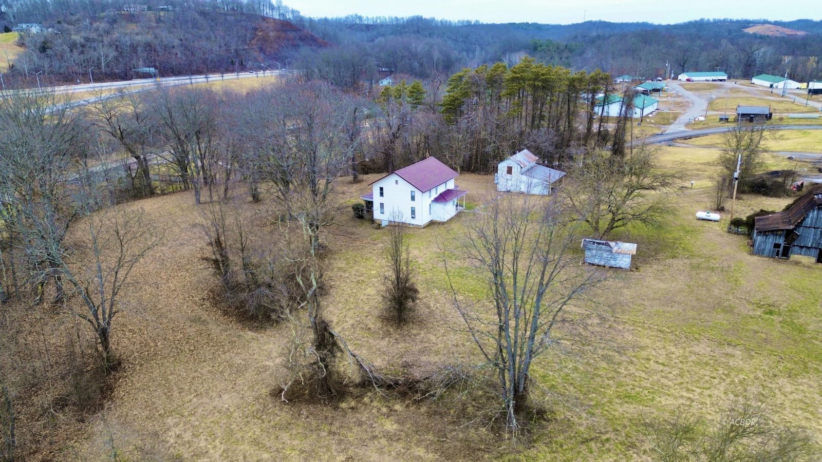 34114 Fairgrounds Rd Property Photo 6