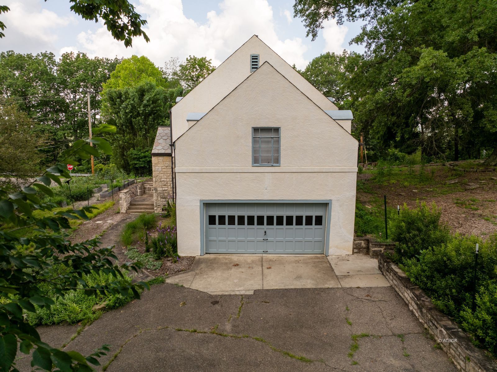 1 Northwood Dr Property Photo 11