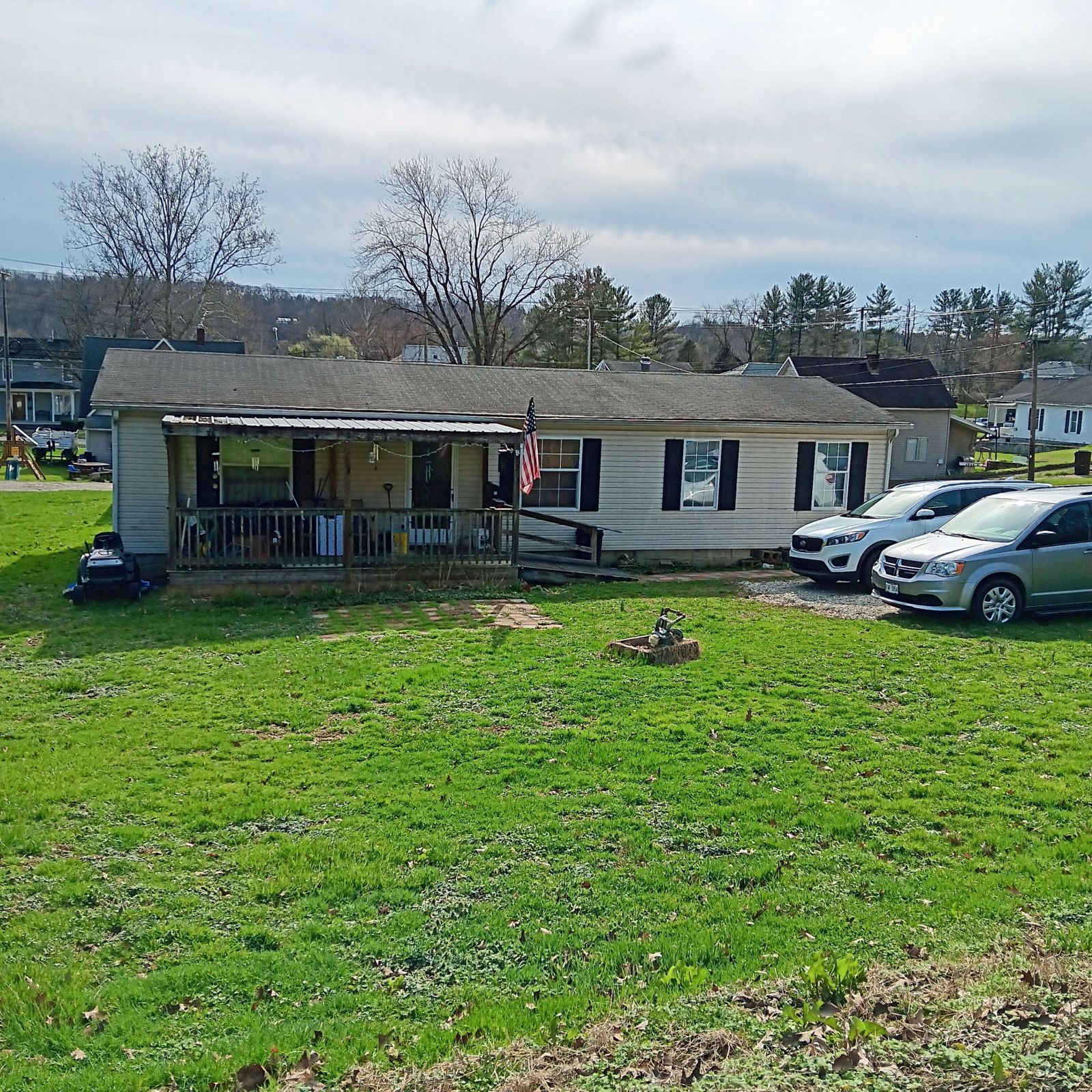 13 Dew St Property Photo 1