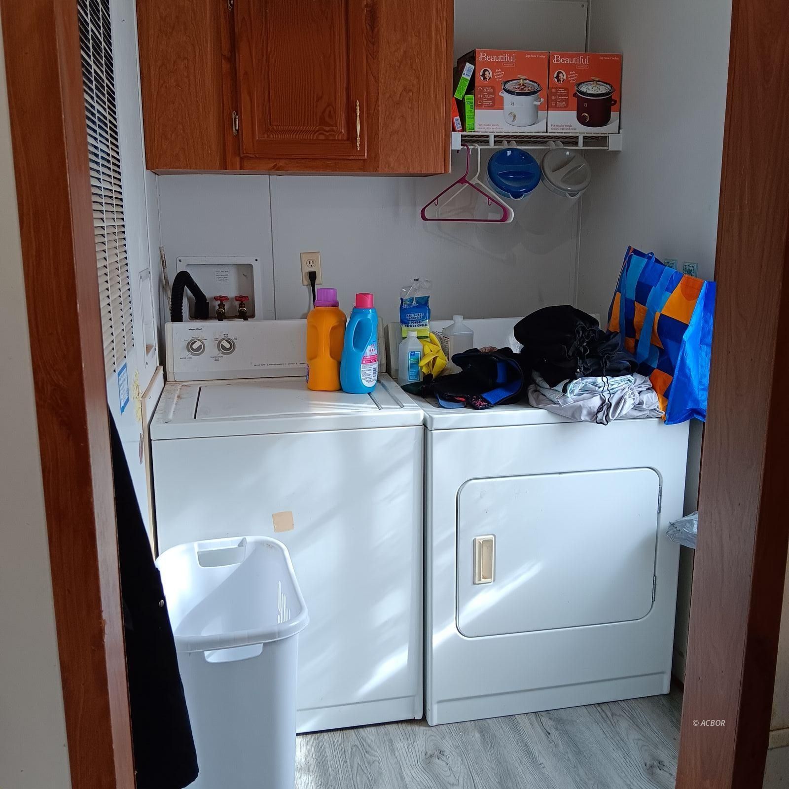 13 Dew St Property Photo 8