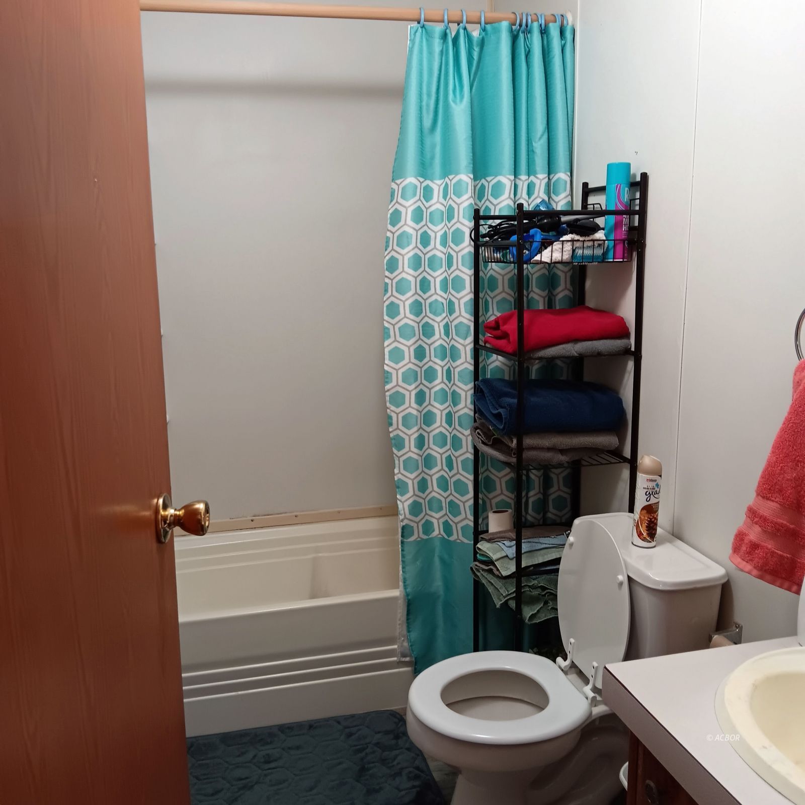 13 Dew St Property Photo 11
