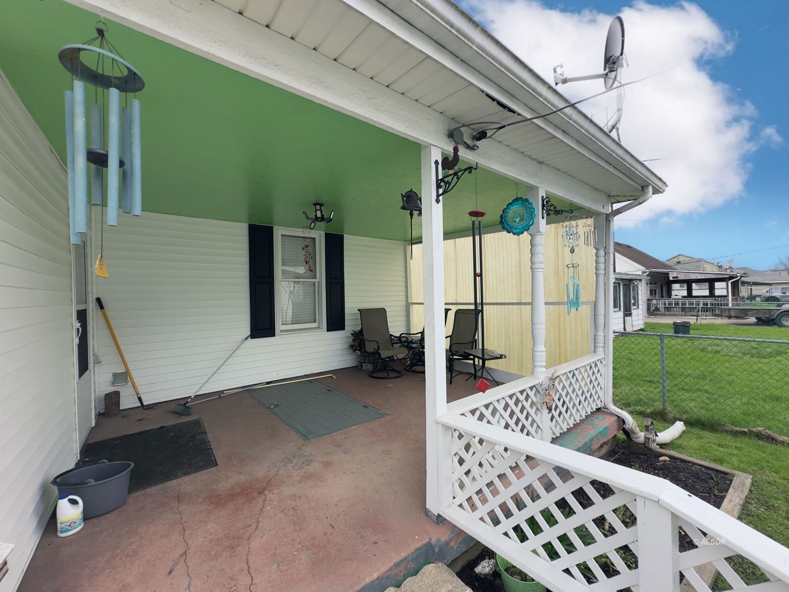 944 Poplar St Property Photo 11