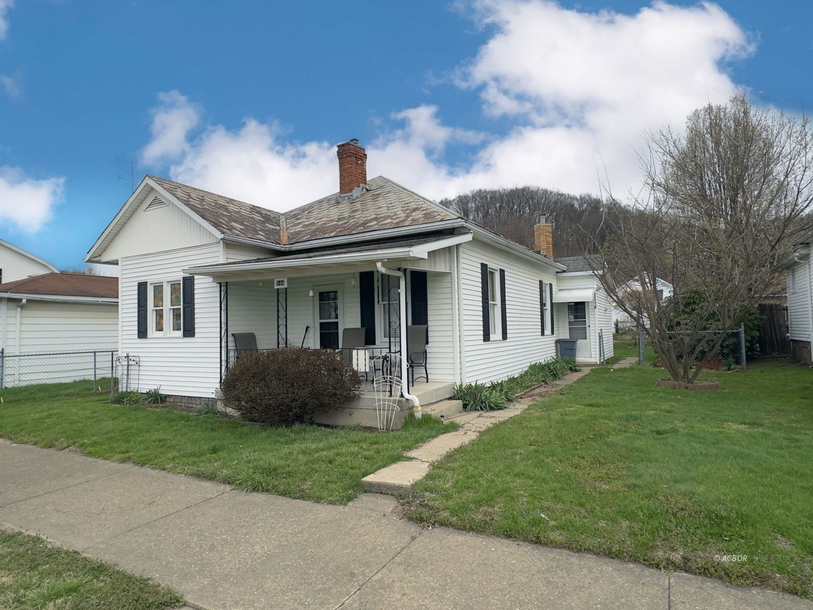 944 Poplar St Property Photo 15