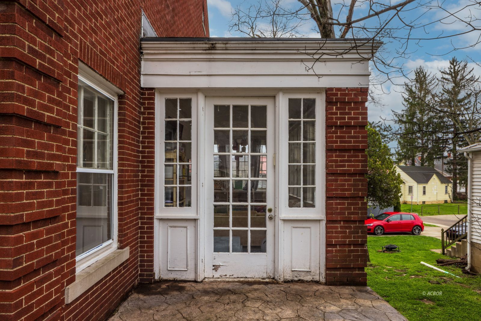 171 E State St Property Photo 59