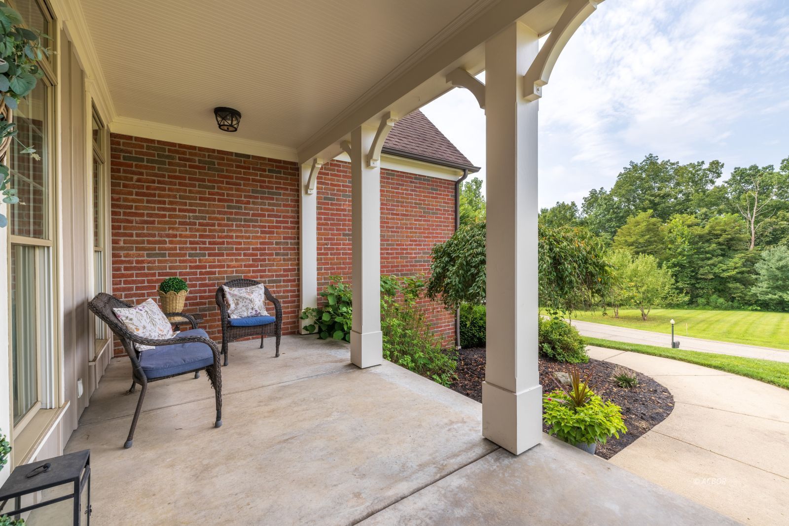 4 Maple Grove Way Property Photo 8