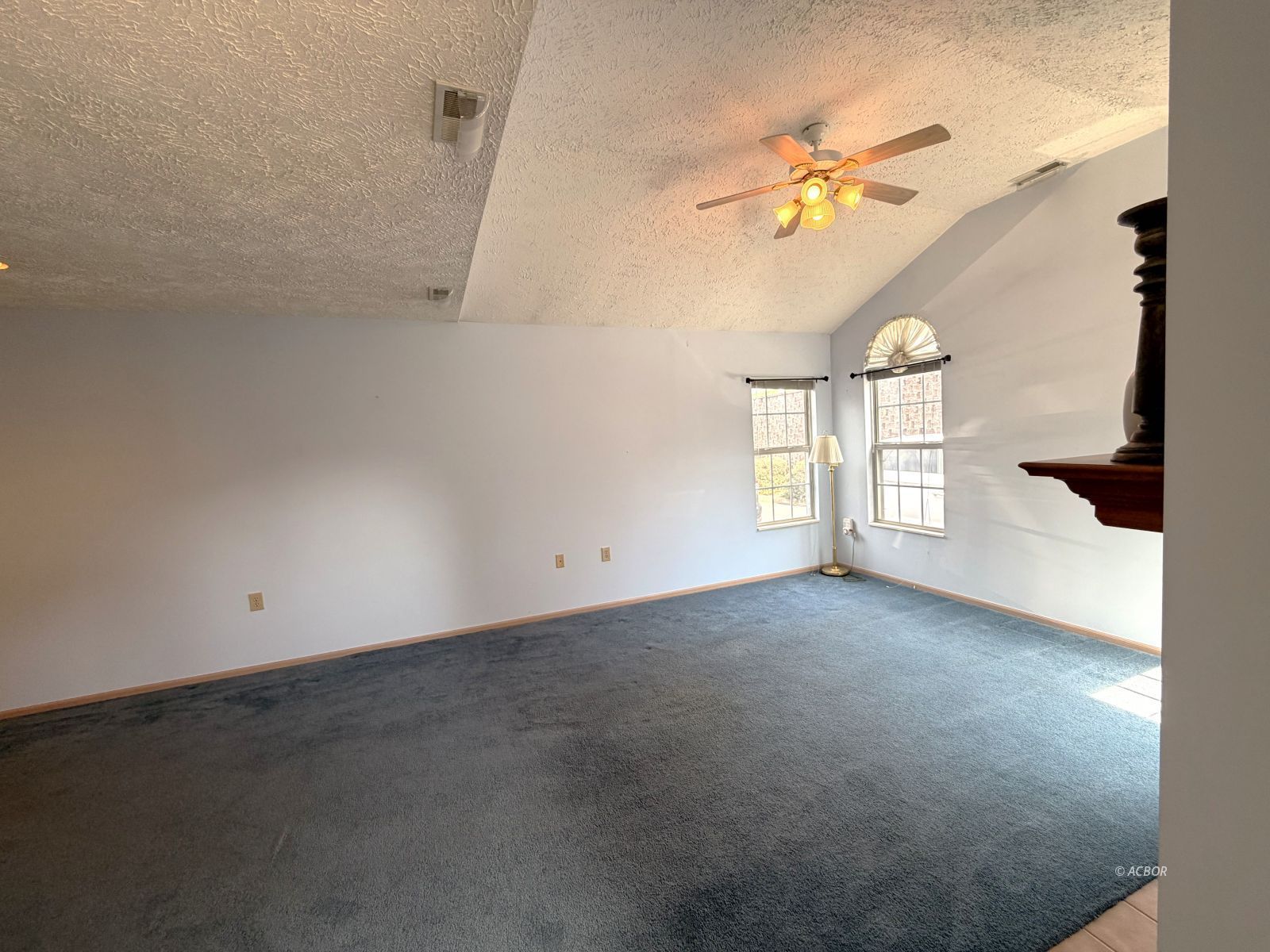104 Wyngate Dr Property Photo 2