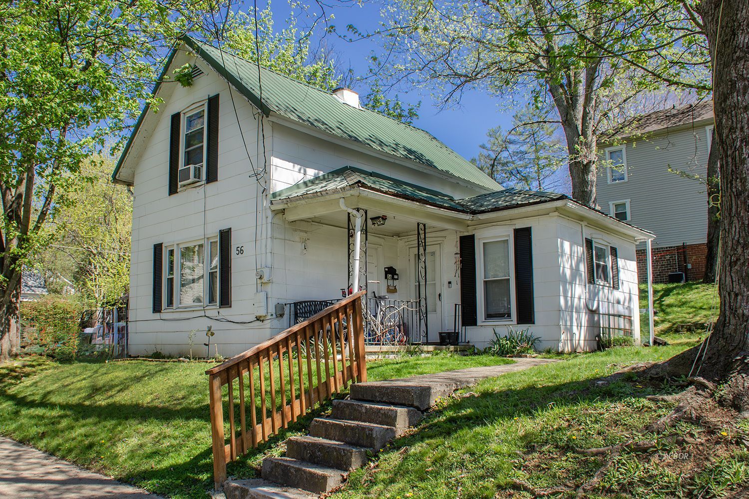 56 Central St Property Photo 1