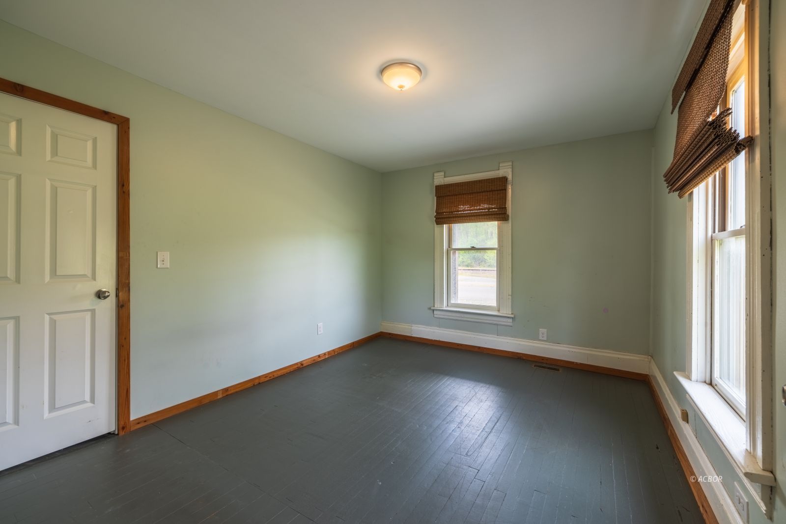 85 Converse St Property Photo 16