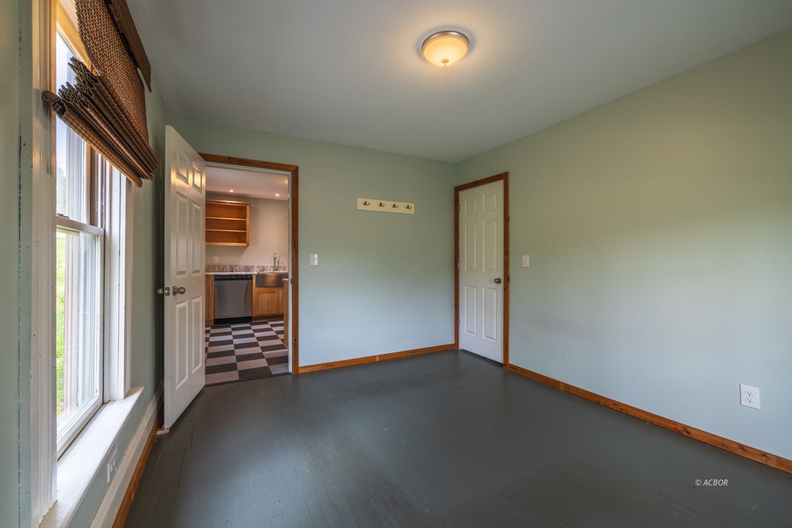 85 Converse St Property Photo 18