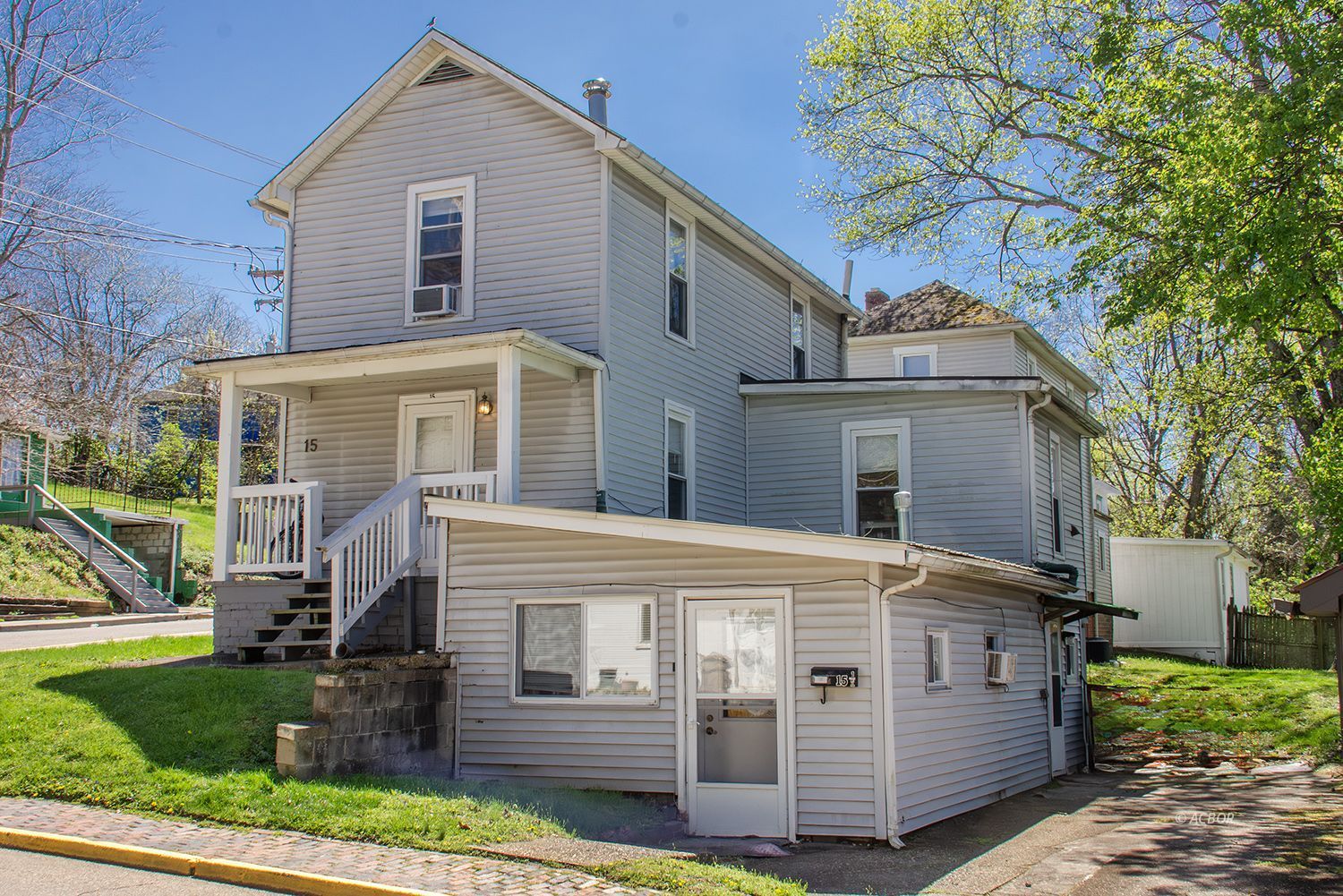15/151/2 Clark St Property Photo 1