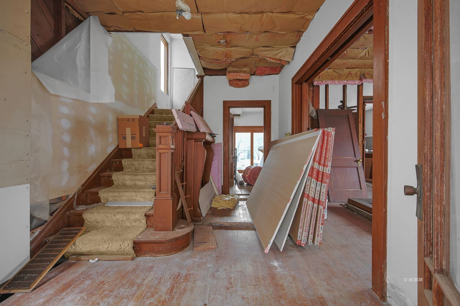 253 W Union St Property Photo 32