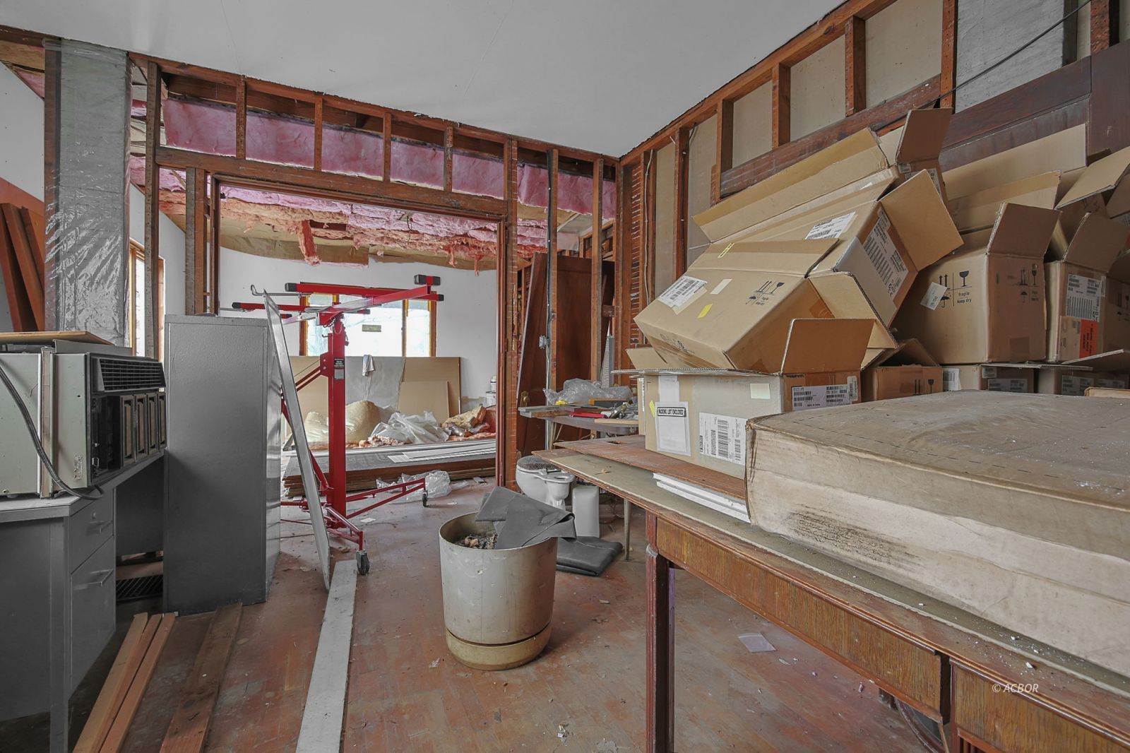 253 W Union St Property Photo 38