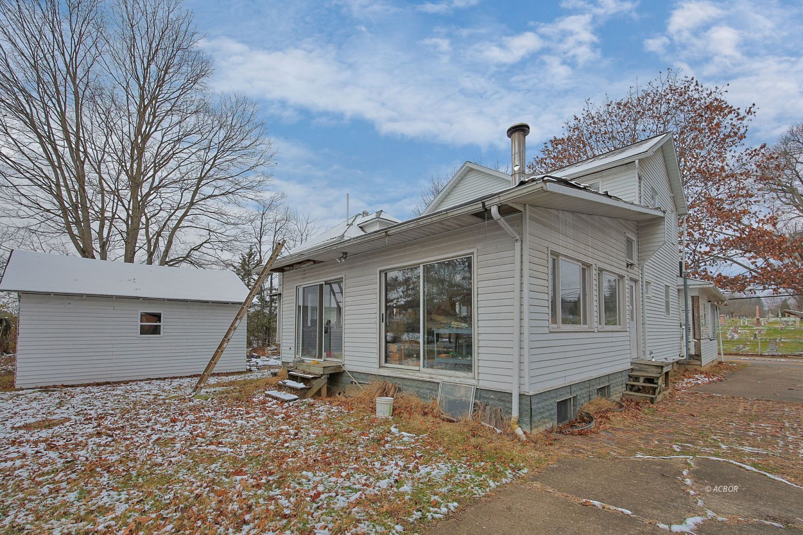 253 W Union St Property Photo 49