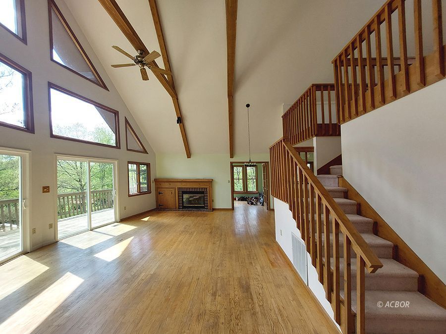 6350 Marion Johnson Rd Property Photo 3