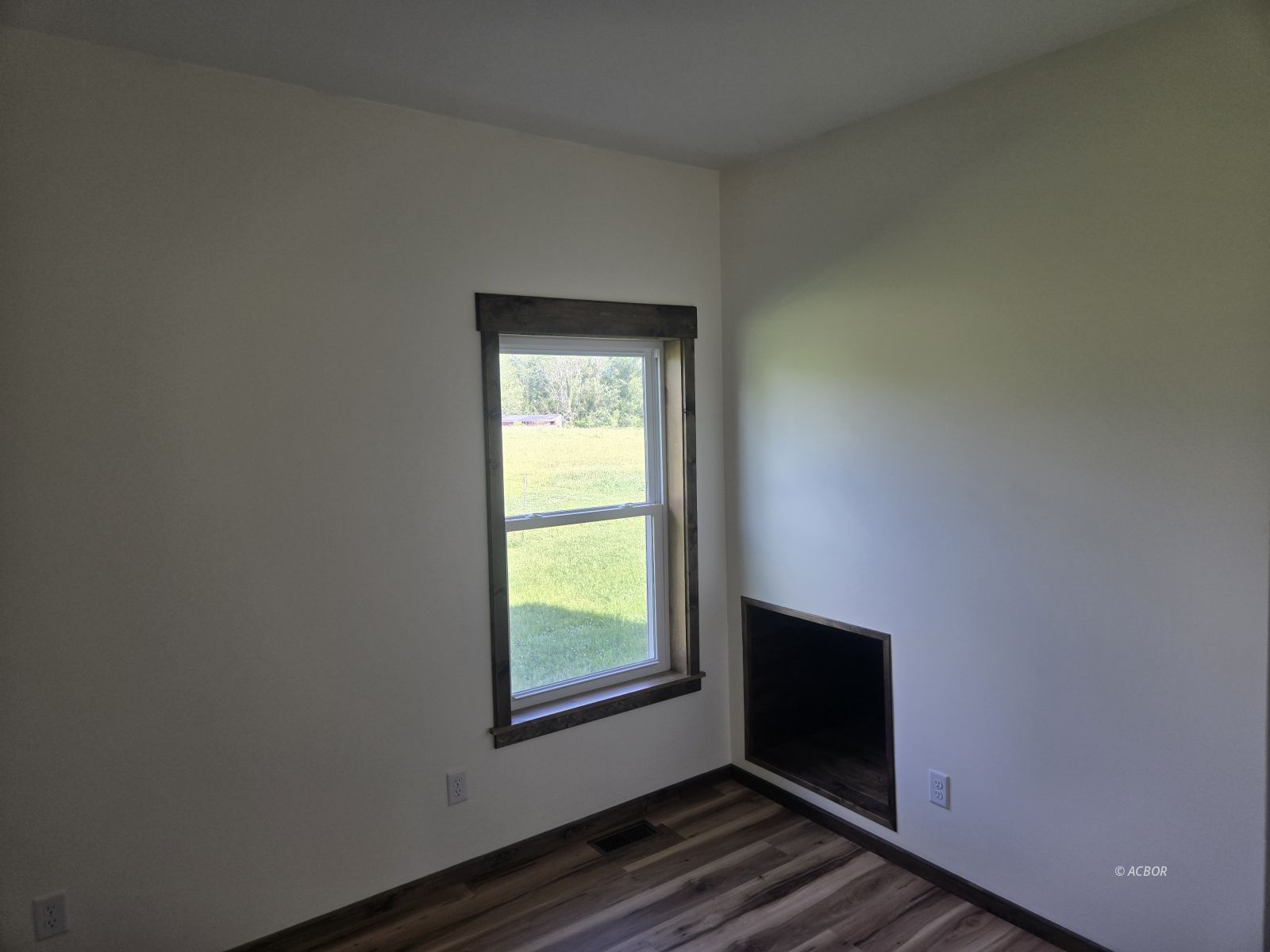 2329 Swart Property Photo 13