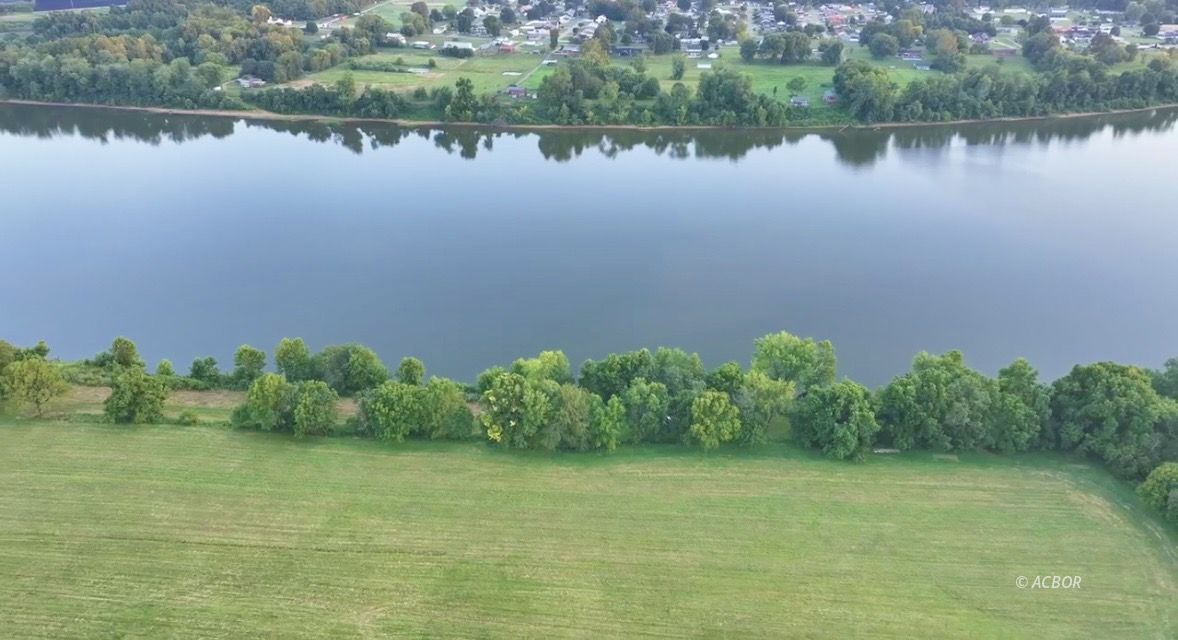 2-11 River Lots Property Photo 2