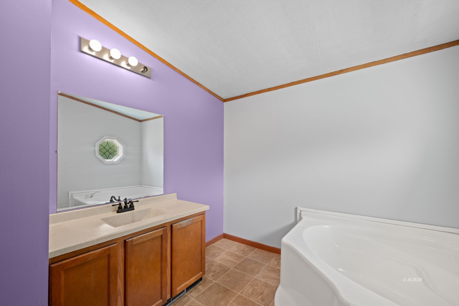 2558 State Route 588 Property Photo 14
