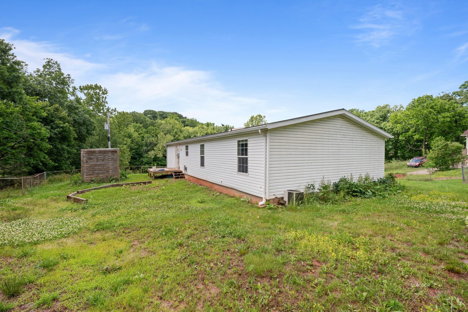 2558 State Route 588 Property Photo 21