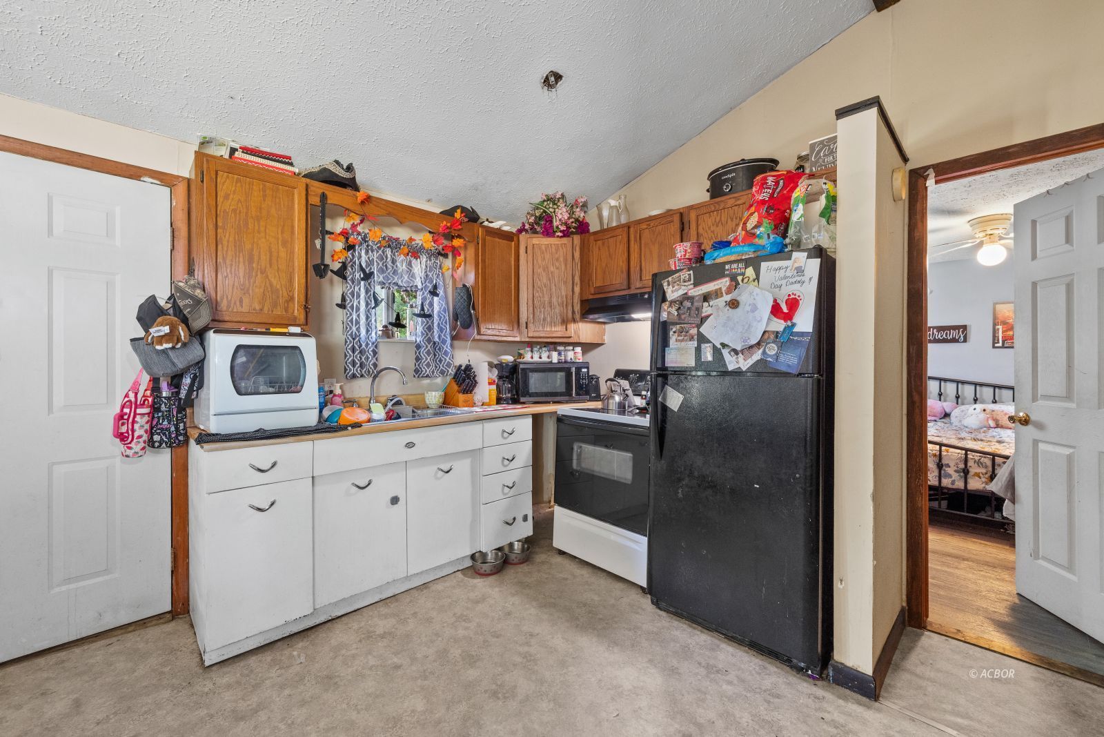 1595 Property Photo 14